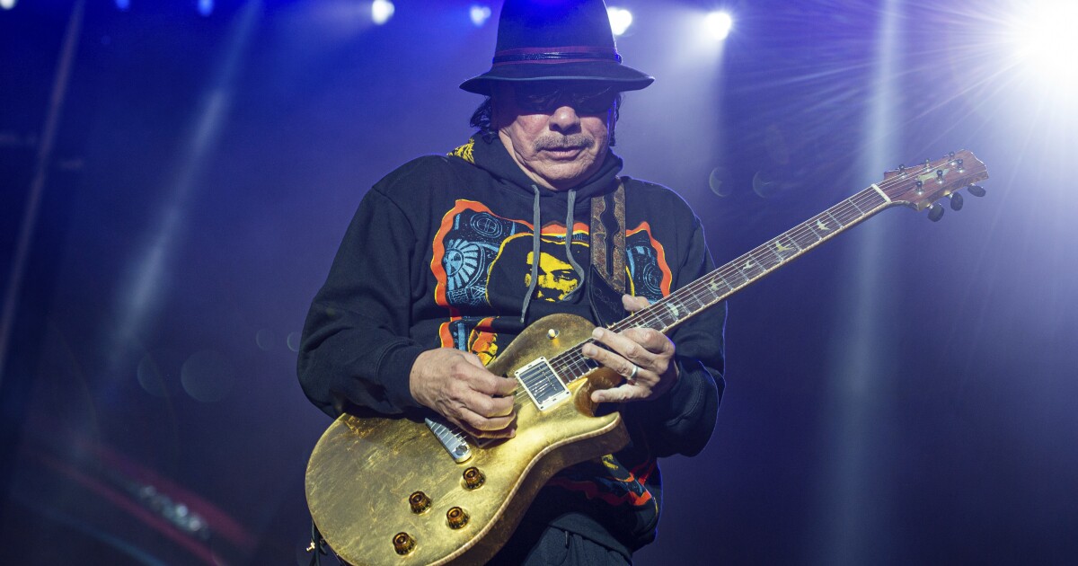 Fox 17 reports: Carlos Santana collapses Music on stage during Michigan concert